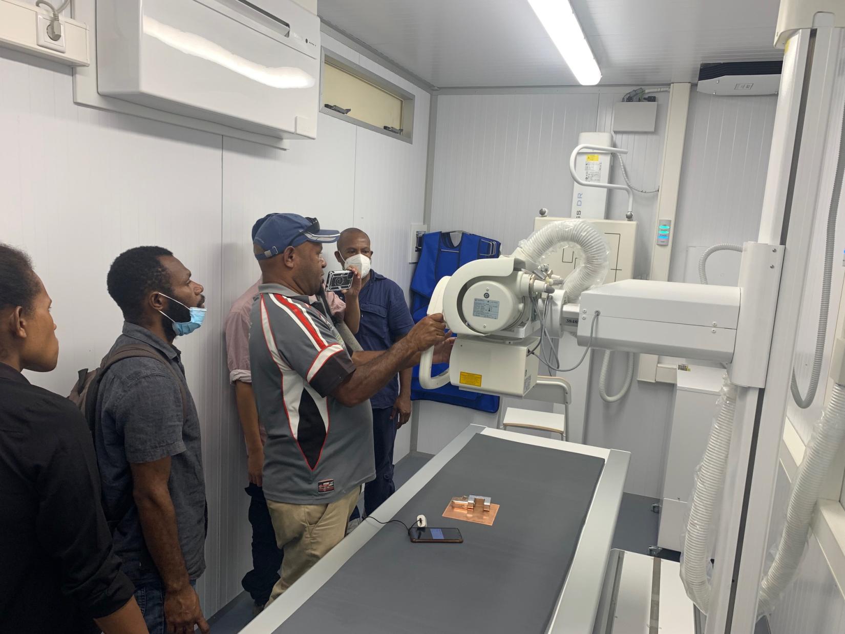 In addition to opening the new x-ray facilities, UNOPS has also assisted in training six radiographers in the use of the new equipment.